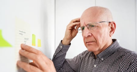 8 Signs to Look for to Spot Alzheimer’s Disease