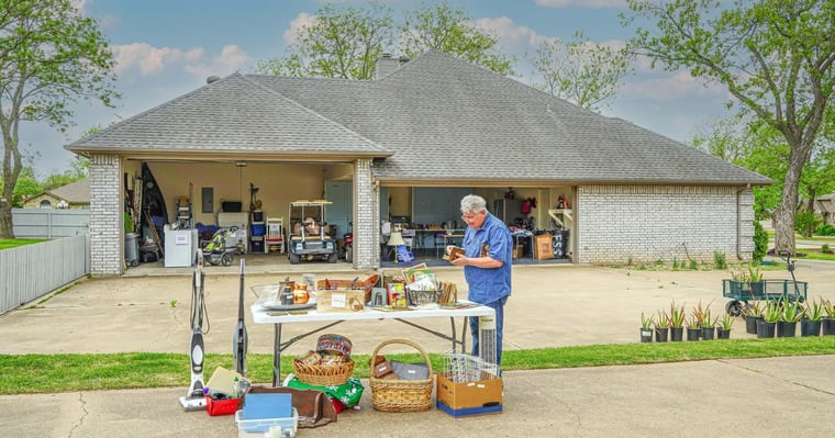 Garage Sale vs Selling Online