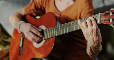 How Art, Music, and Movement Support Emotional Wellness in Senior Living