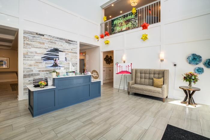 Hickory Creek Lobby