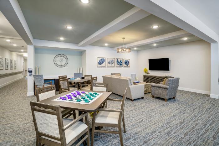 Hickory Creek Lounge Area 2