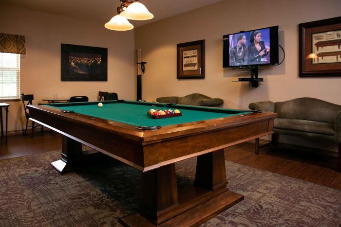 Hearthside Bartlett Interior Pool Table