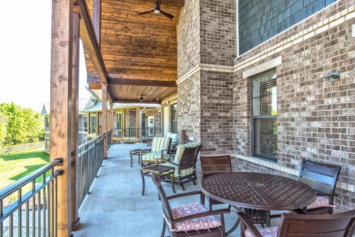 Florence Outdoor Porch