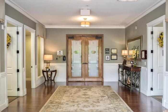 Seiverville Interior