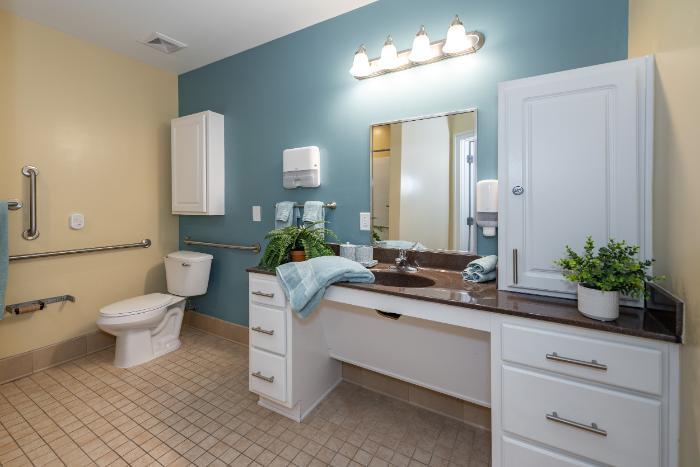 Cottage of Salisbury Bathroom