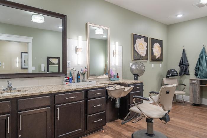 Frederick Salon