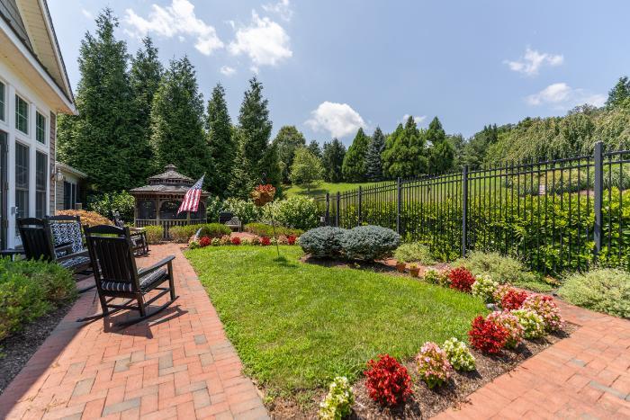 Leesburg Exterior 3