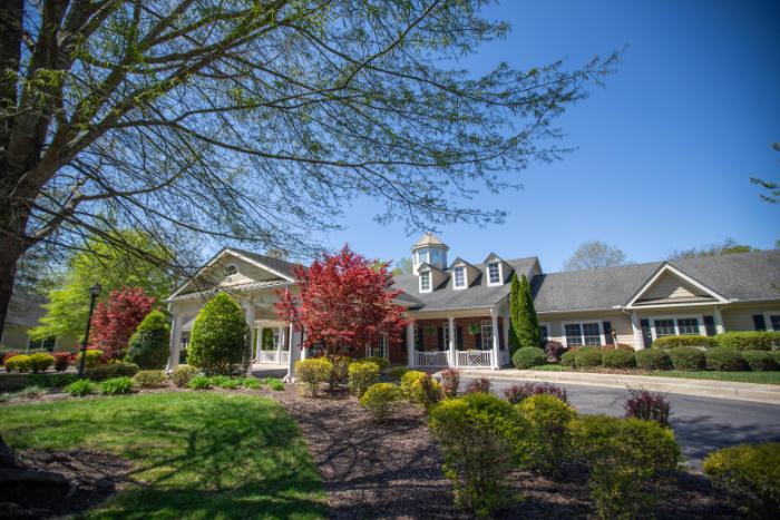 Williamsburg Exterior