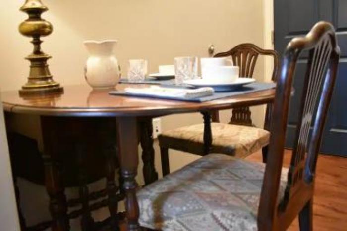 The Piper Dining Area 9