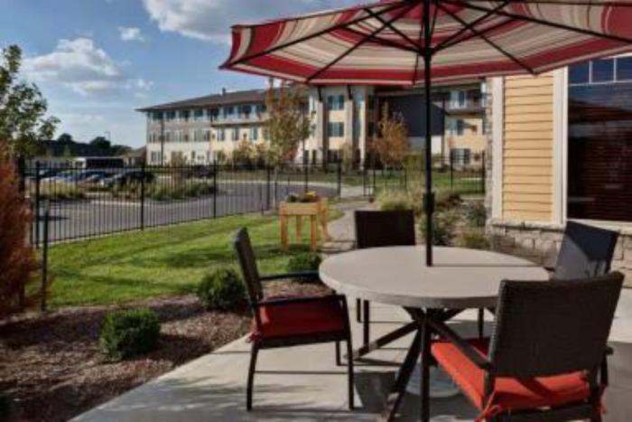Image{width=700,height=467,url='https://info.allegroliving.com/hubfs/Communities/The%20Piper%20Assisted%20Living%20and%20Memory%20Care/Photos/the-piper-assisted-living-memory-care-exterior-7.jpg',altText='the-piper-assisted-living-memory-care-exterior-7',fileId=210206709290}
