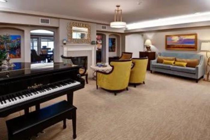 The Piper Interior 9