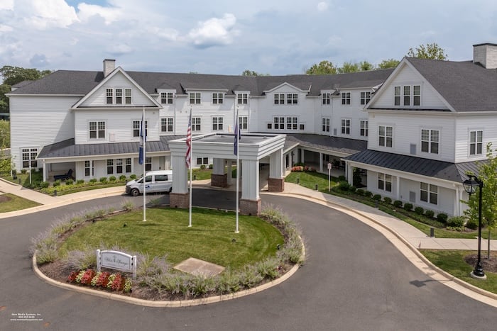 White Springs Exterior 2