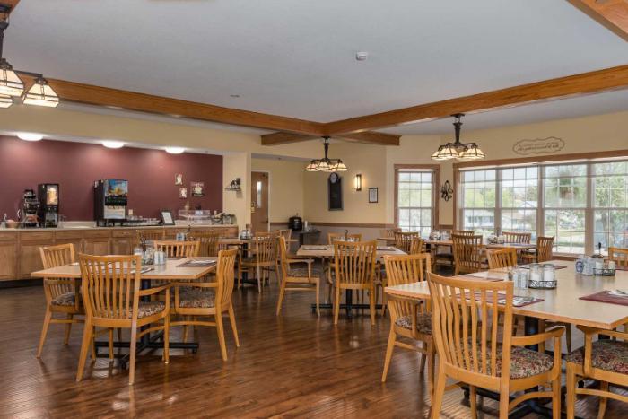 Grinnell Dining Area