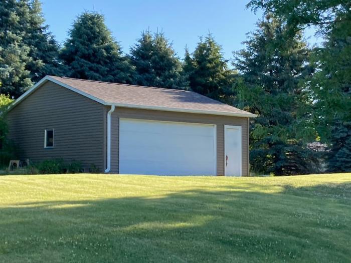Grinnell Exterior Garage