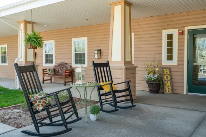 Grinnell Front Entry 2