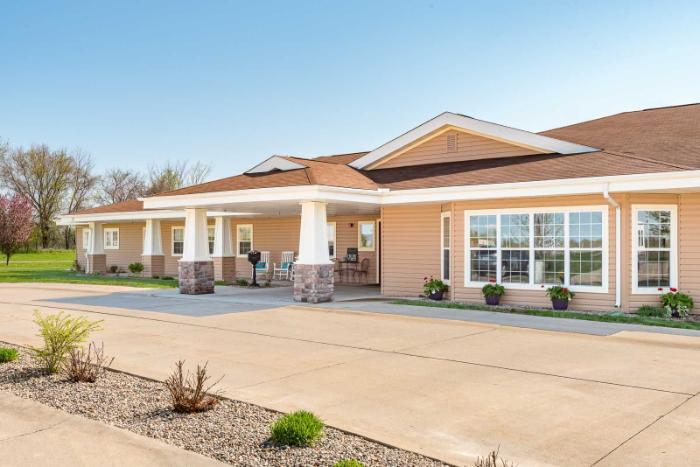 Indianola Exterior 10