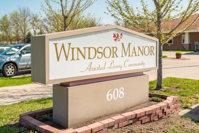 Indianola Exterior 12