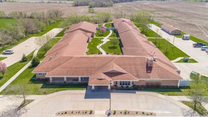 Indianola Exterior 4