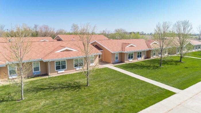 Indianola Exterior 8