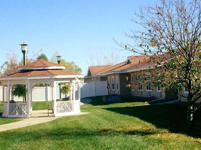 Indianola Exterior 9