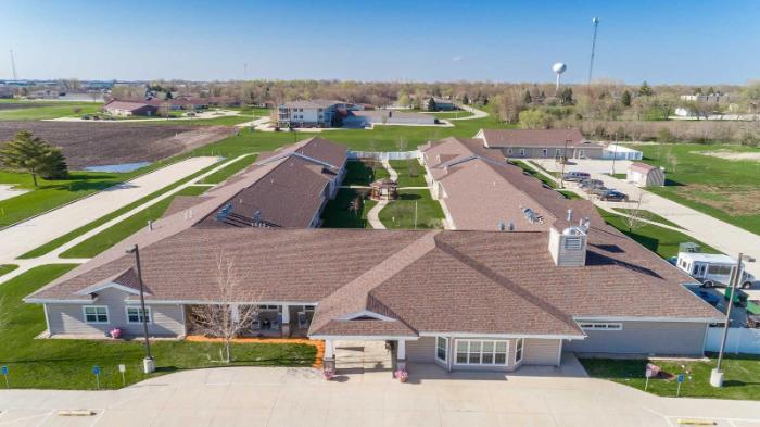 Webster City Exterior 8