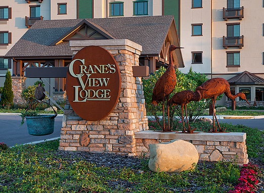 Crane's View Lodge Exterior Sign